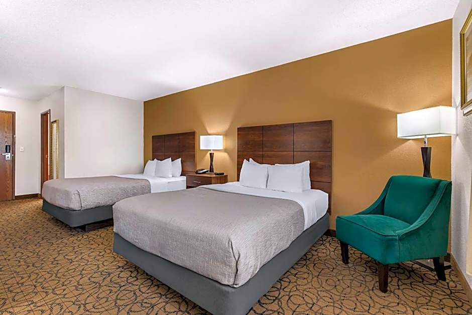 Quality Inn & Suites Manistique