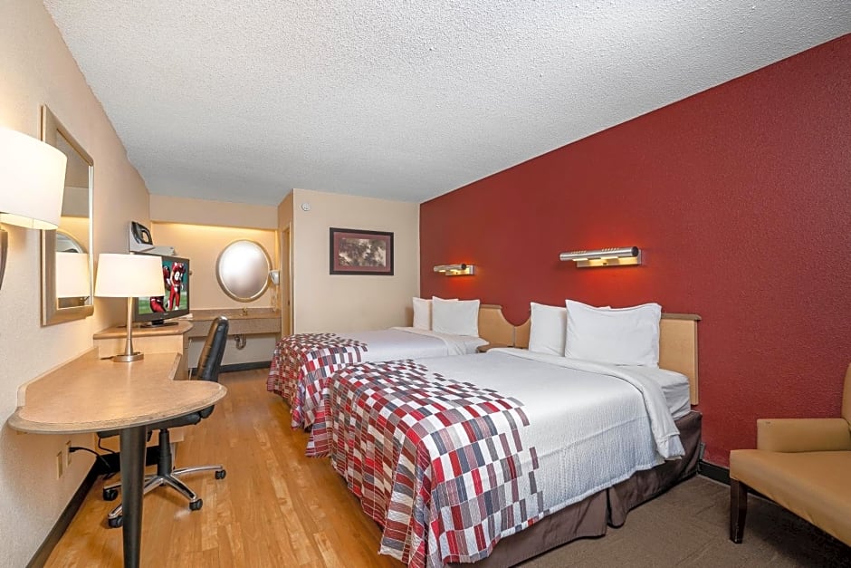 Red Roof Inn Detroit - Roseville/ St Clair Shores