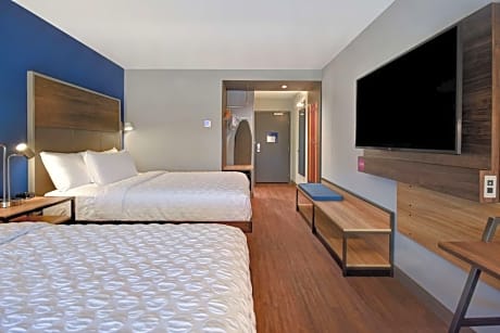 Queen Room with Two Queen Beds