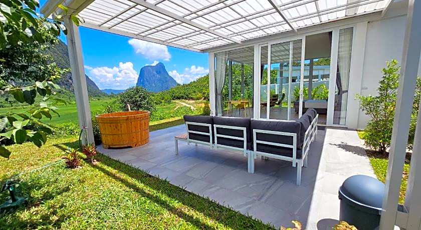 Pavilion Pha Leuang & Bungalows