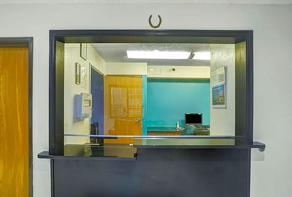 Motel 6-Montoursville, PA