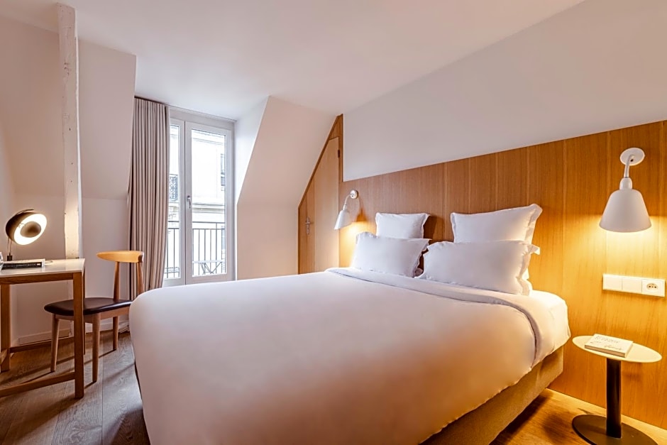 9Hotel Republique