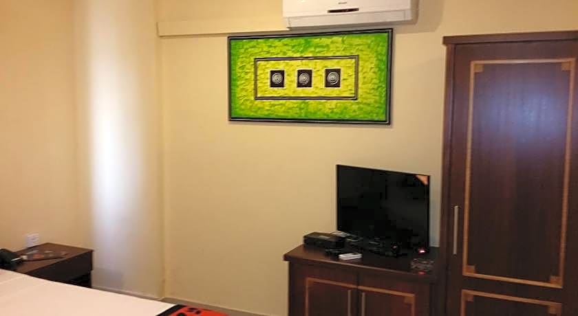 Grand 7 Hotel Thalawathugoda