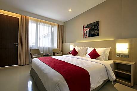 Deluxe Double or Twin Room with Balcony