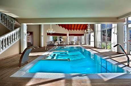 Hotel & SPA Bringué
