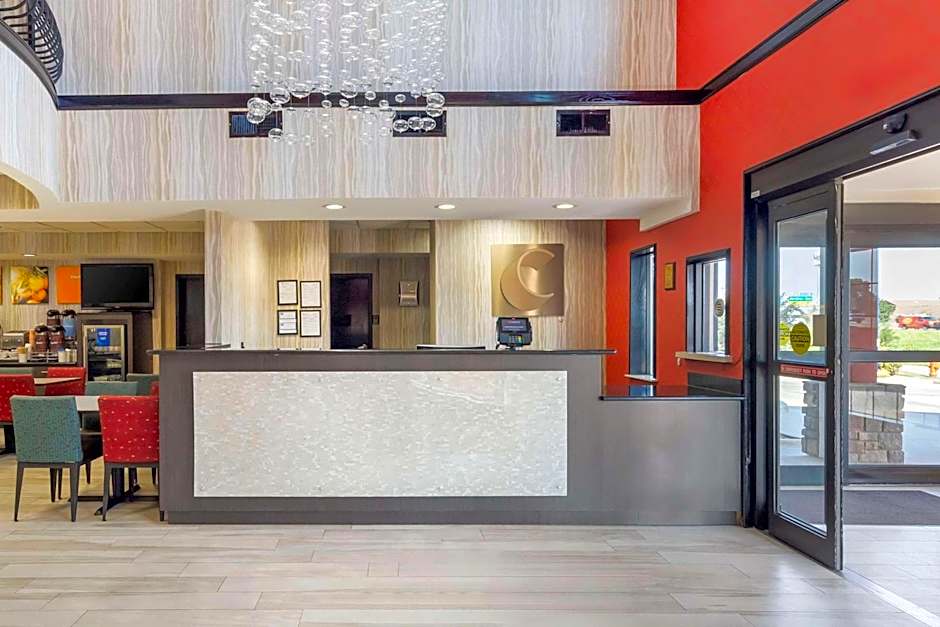 Comfort Suites Fairgrounds West