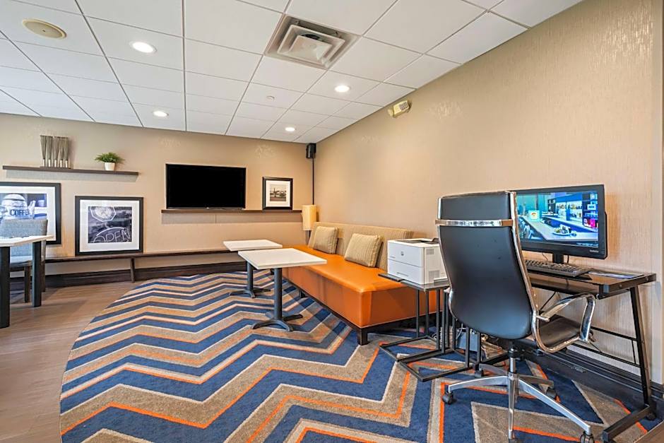 Hampton Inn By Hilton Ridgefield Park
