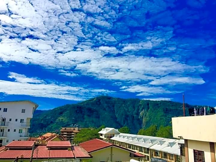 Elliannah Pines Hotel