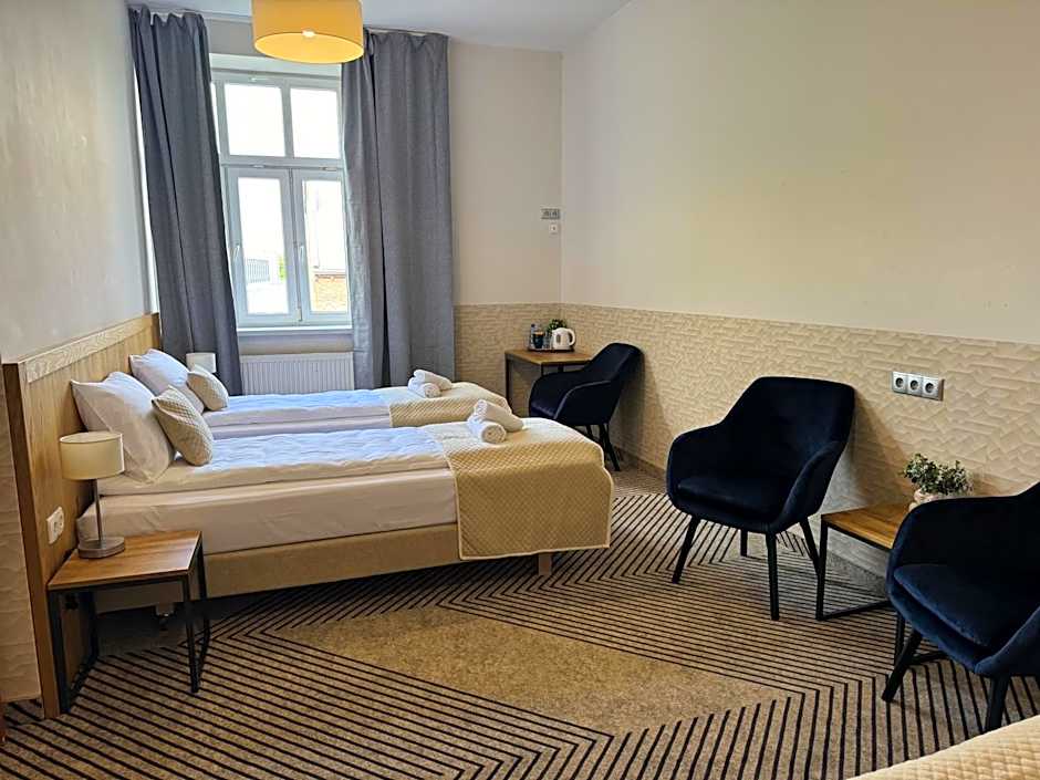 IRIS Aparthotel