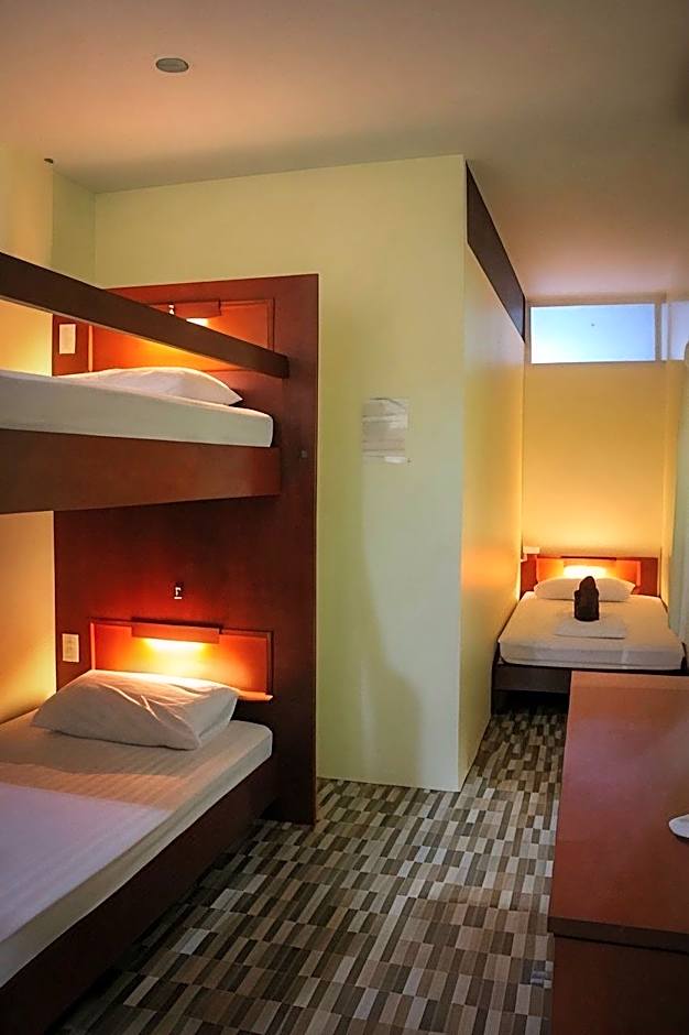 Phangan Barsay Hostel