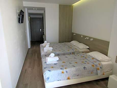 Double or Twin Room - Disability Access