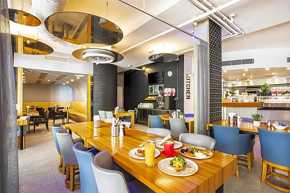 Metro Hotel Perth City