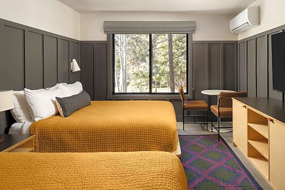 The Coachman Hotel