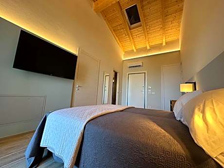 Deluxe Double Room with Sea View - separate building