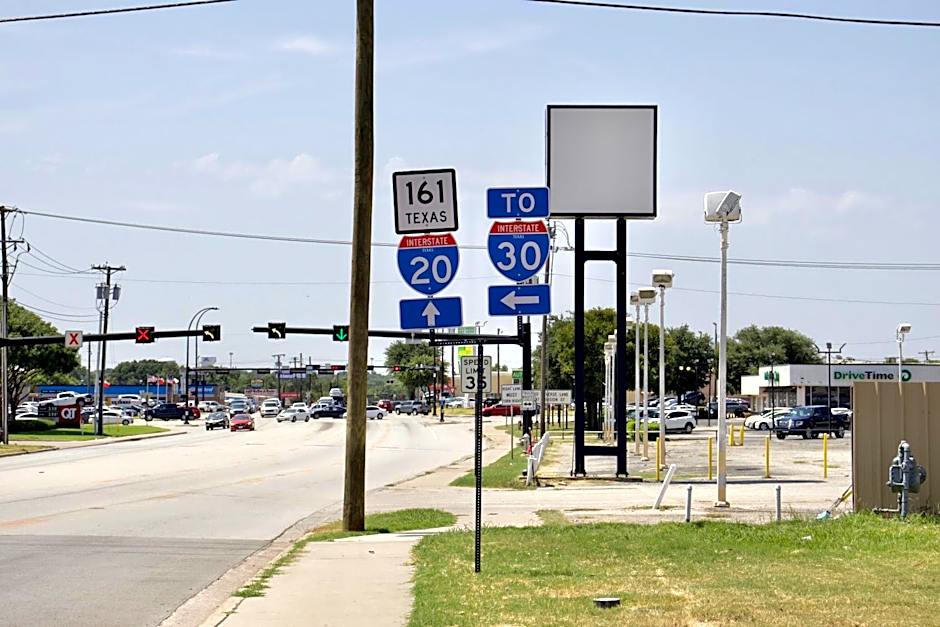 Executive Inn of Arlington, Near AT&T Stadium