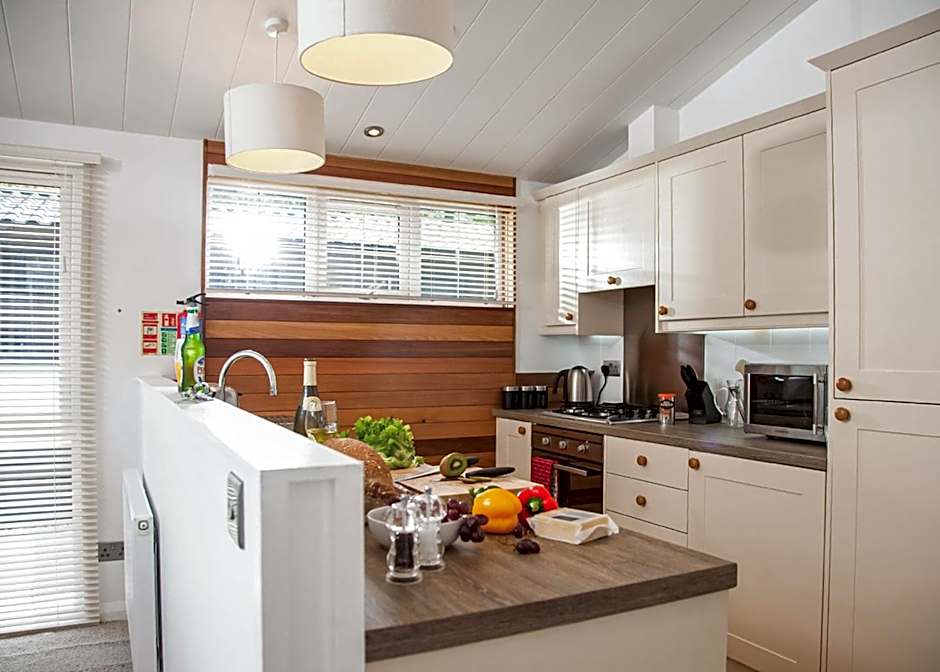 Woodside Coastal Retreat