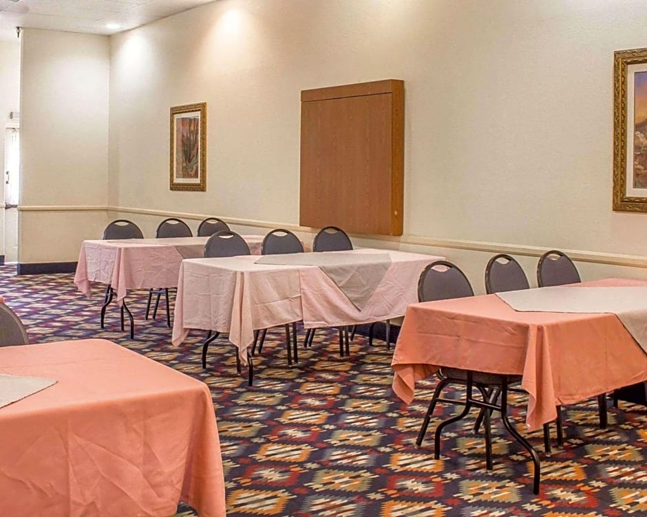 Quality Inn - Tucson Airport