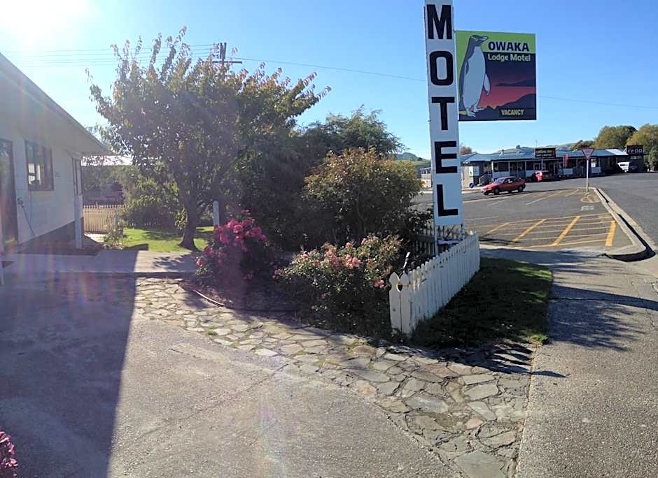 Owaka Lodge Motel