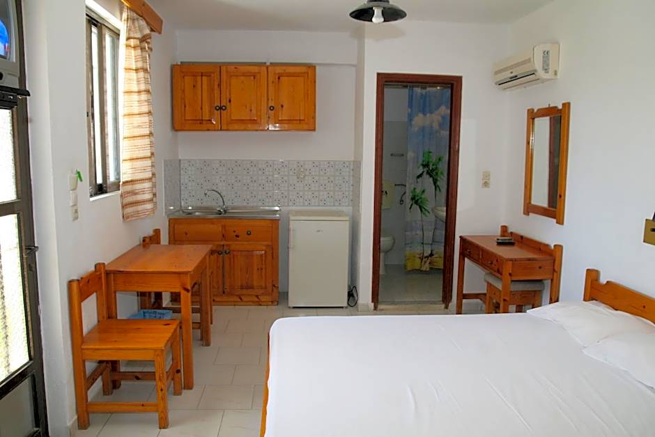 Andavis Hotel-Adults Only