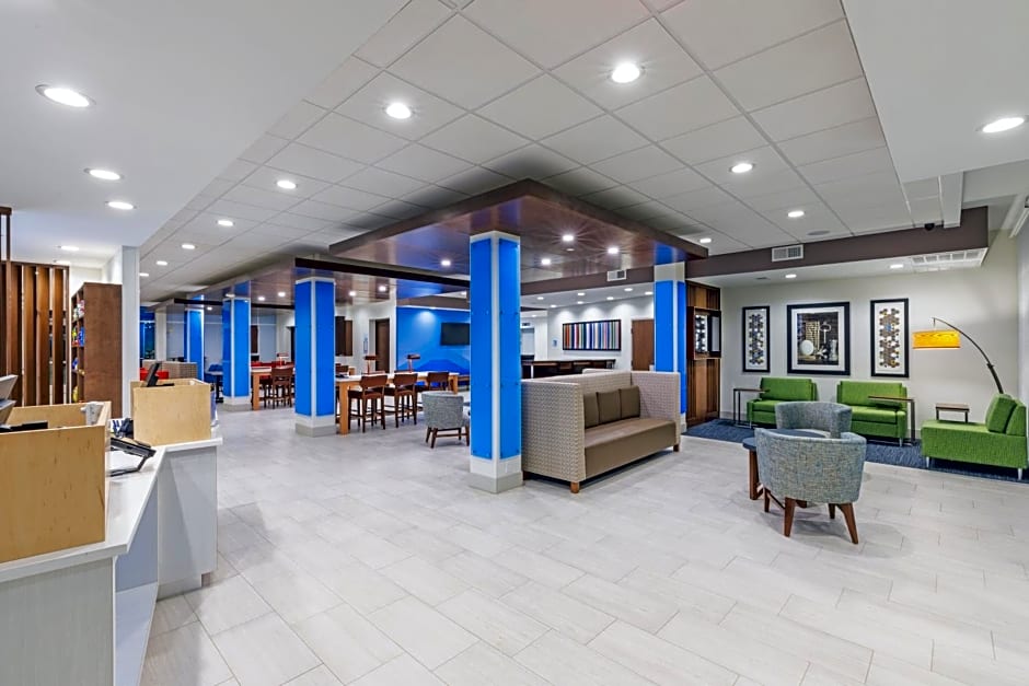 Holiday Inn Express & Suites Purcell, an IHG Hotel