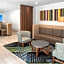 Holiday Inn Express & Suites Woodside LaGuardia Airport By IHG