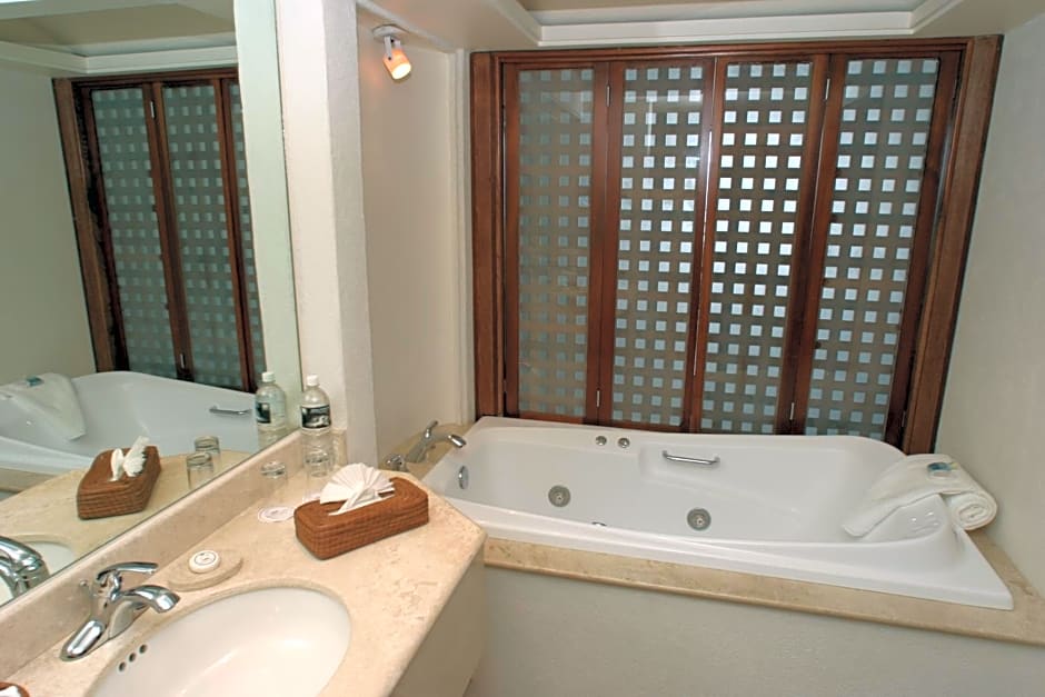 GR Solaris Lighthouse - All Inclusive