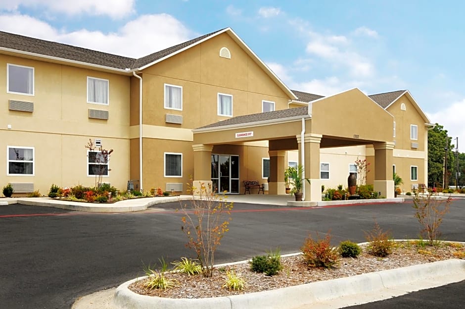 Days Inn & Suites by Wyndham Cabot