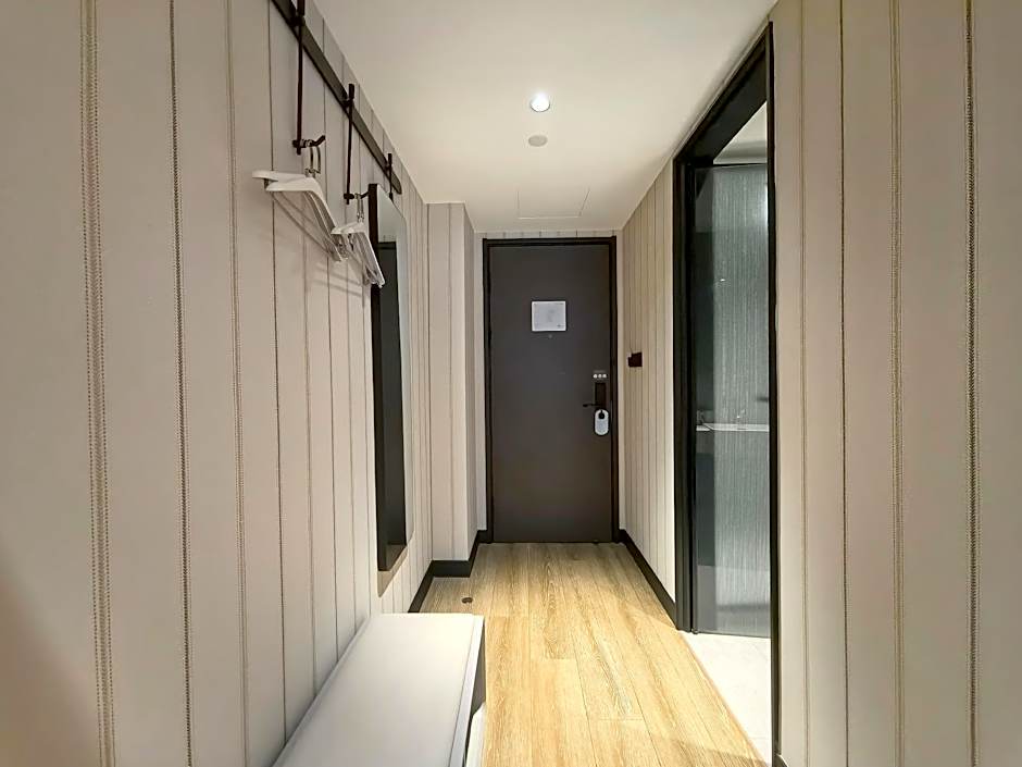 Hanting Hotel Zhangjiagang Golden Port