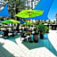 Beautiful penthouse condo with stunning views of both ocean and city