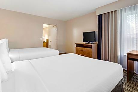 One-Bedroom Suite with Two Queen Beds - Disability Access/Non-Smoking