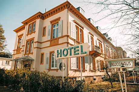 Alleehaus