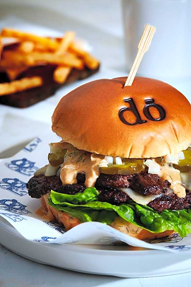 DoubleTree by Hilton Rotterdam Centre