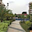 MaRoy Suites at Asteria Residences (Near NAIA with free Parking+Fiber Internet)