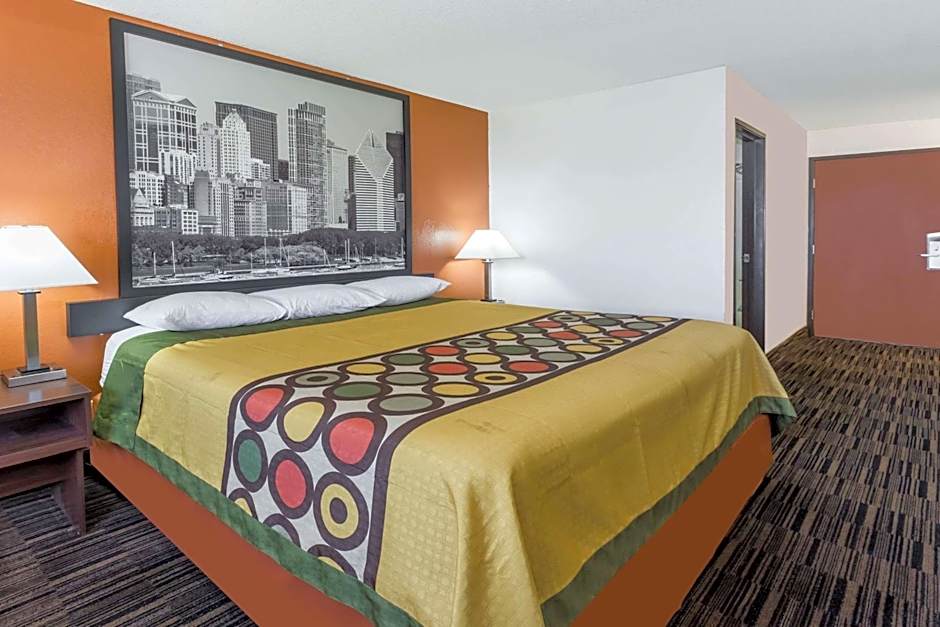 Photo 1 of 4 of 1 King Bed Suite
