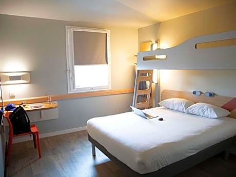 Triple Room with Bunk Bed