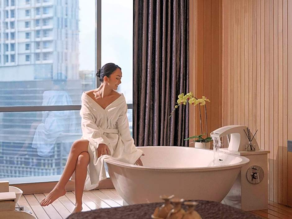 Pullman Jakarta Central Park Hotel