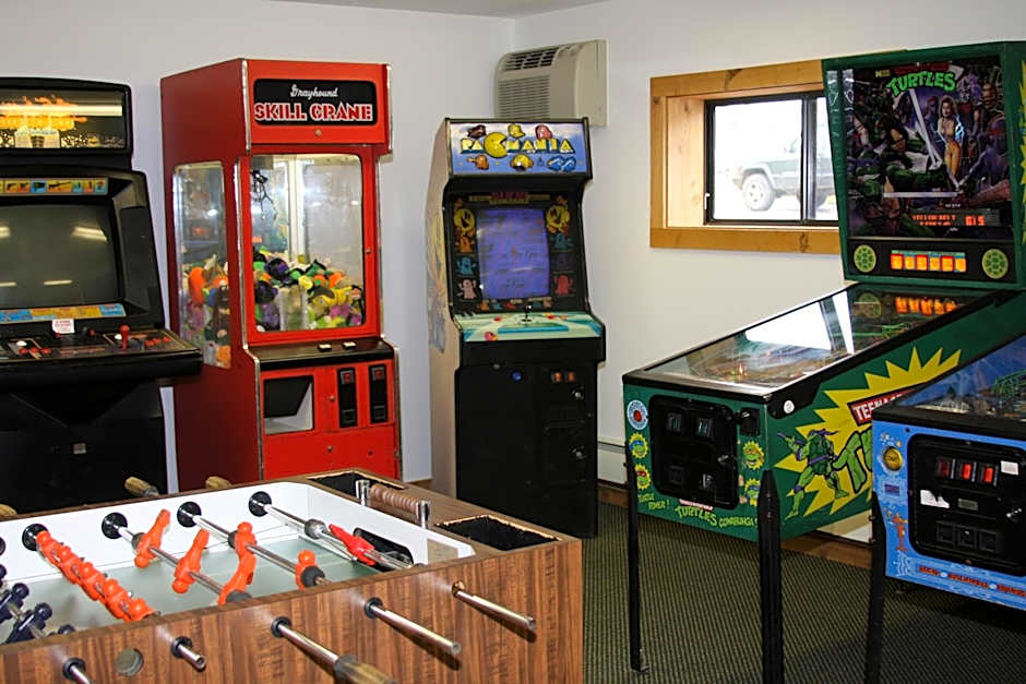 Budget Host Inn & Suites