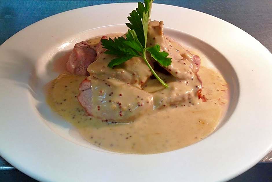 The Old Ginn House Inn