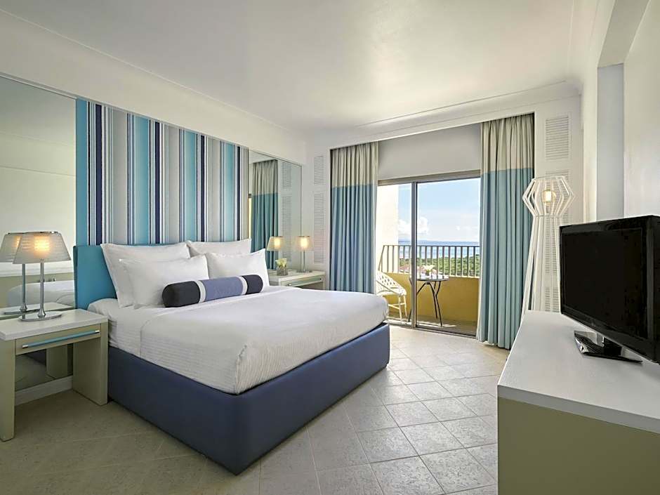 Movenpick Hotel Mactan Island Cebu