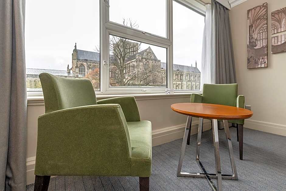 Winchester Wessex Hotel by Sunday