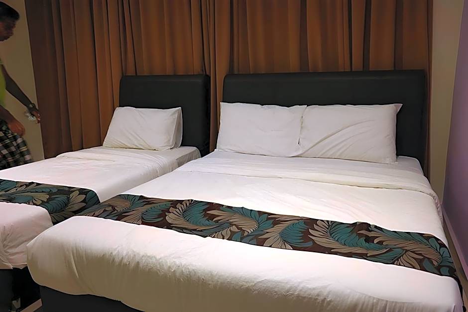 Clover Hotel
