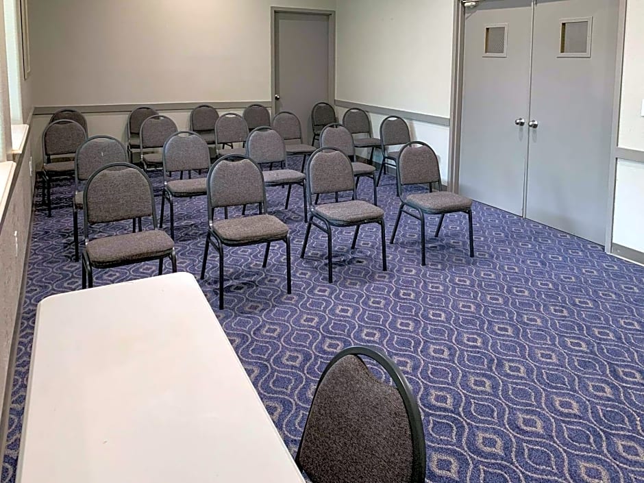 Quality Suites Houston NW Cy-Fair