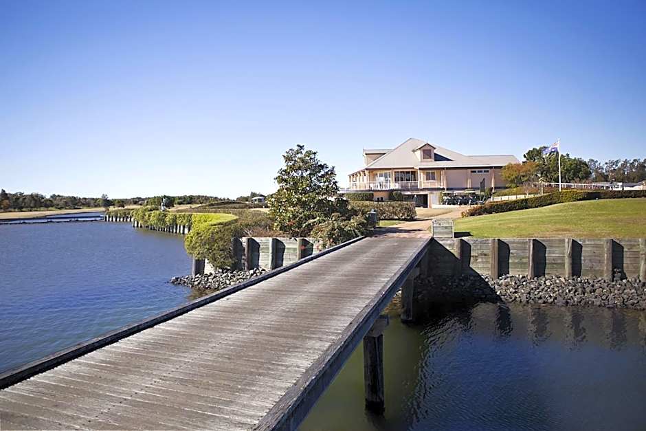 Harrington River Lodge