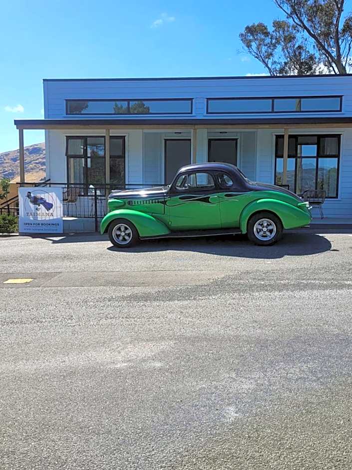 Taimana Boutique Motel