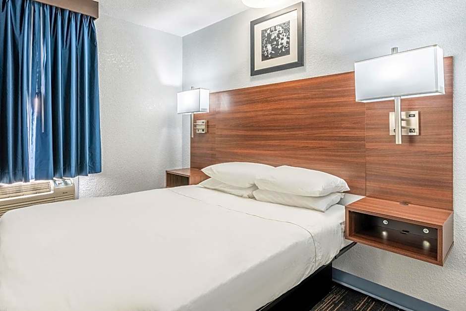 Knights Inn And Suites Searcy
