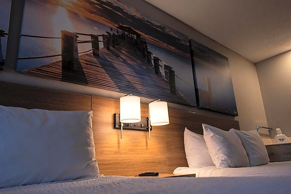 Days Inn by Wyndham Troy