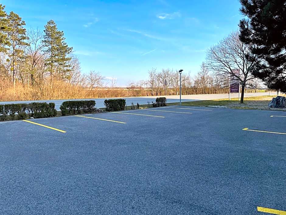 Hotel Caldor - 24h self-check in