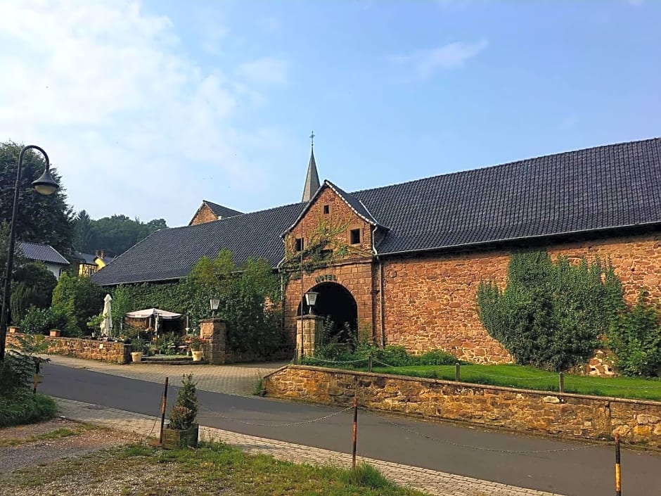 Gasthof Burg Hausen