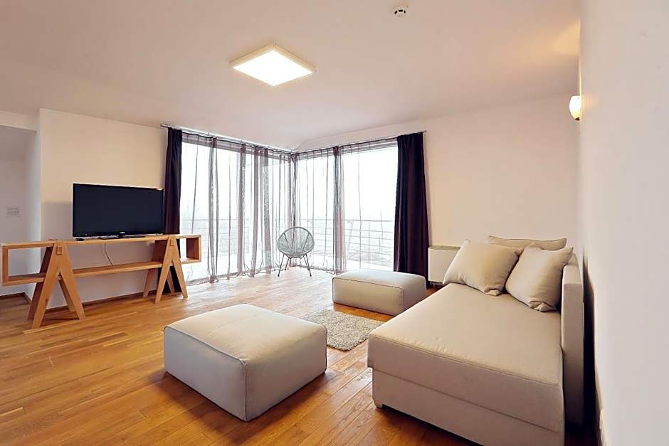 Living In Aparthotel