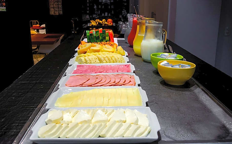 Golden Tower Shopping by Fenix Hoteis